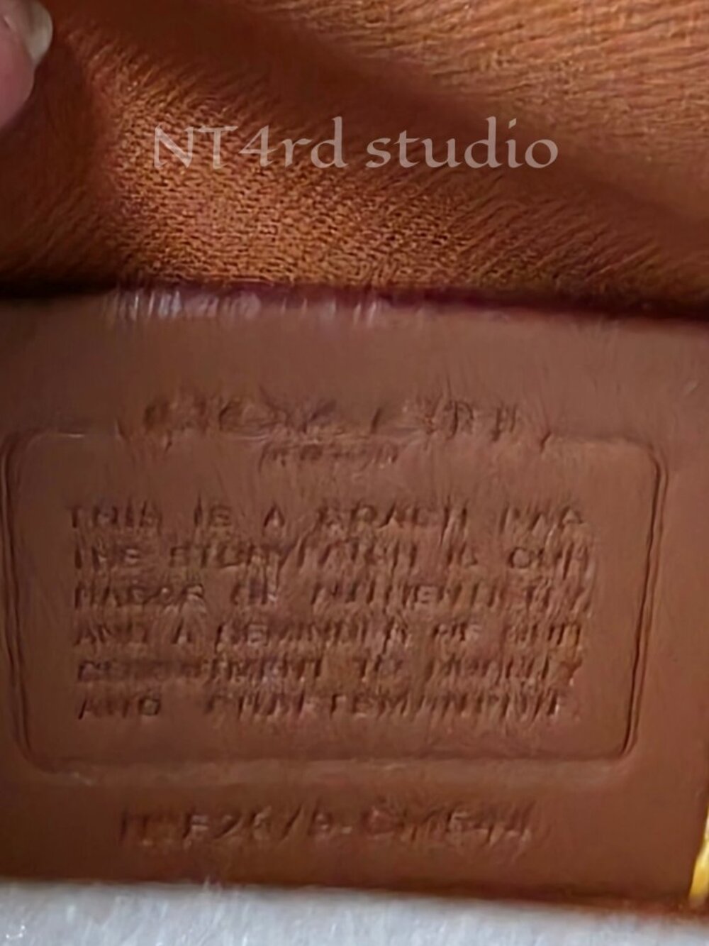 Coach Lana shoulder bag in merlot - Picture 4 of 7